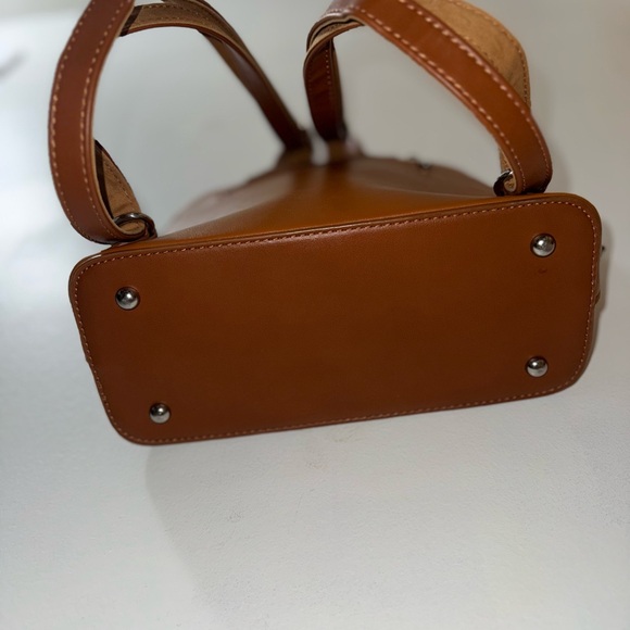 David Jones Cognac Backpack - Picture 3 of 6